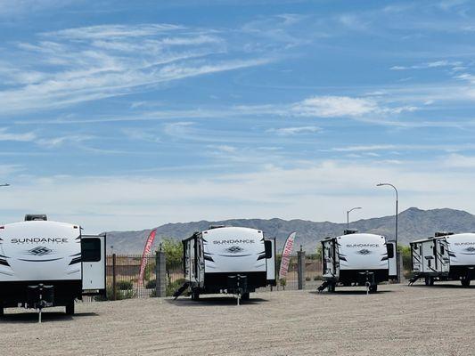 Desert RV Storage and Service