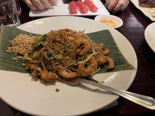 Shrimp T7. Pad Thai Shrimp