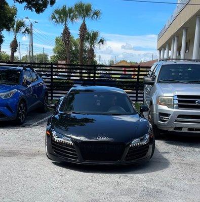 Front View of a Audi R8 in for maintenance!