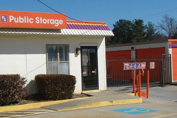 Public Storage