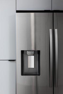 Samsung Stainless Steel Smart Appliance Package with gas range and water/ice dispenser in refrigerator door