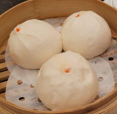 Steamed egg yolk lava bao