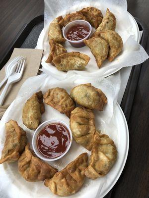 Momos