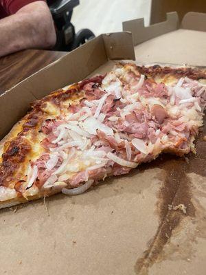 Best ham & onion I've ever had pizza