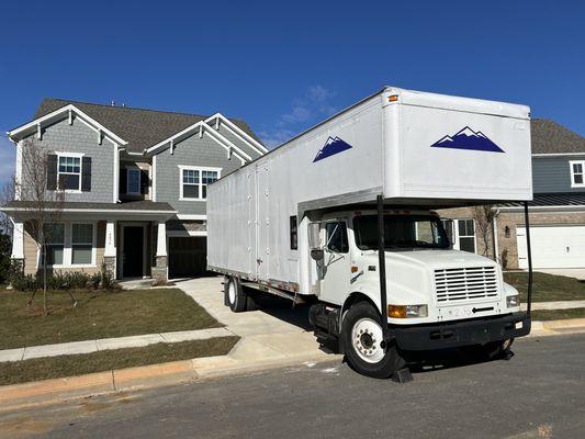 Local move in Tega Cay, South Carolina