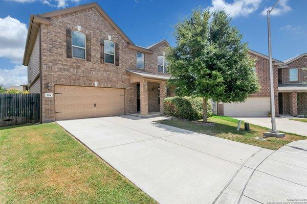 Stunning home sold in Schertz