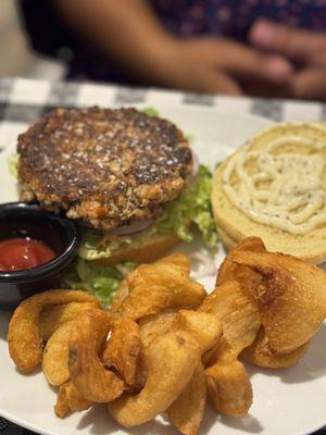 Roasted Garlic Cauliflower Quinoa Burger with Beer battered fries