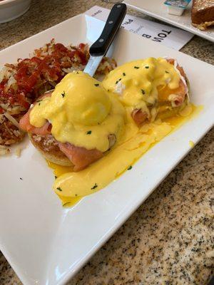 Salmon Benedict