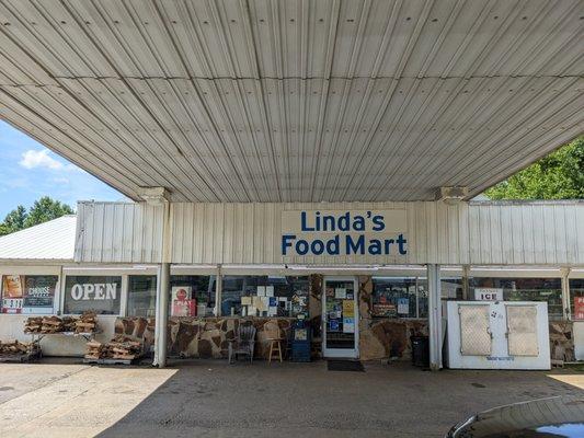 Linda's Convenience Store, Cleveland