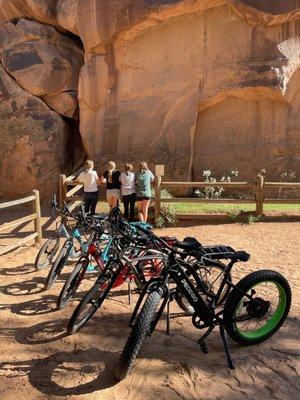 Took a ride to check out the Kane Canyon Petroglyphs