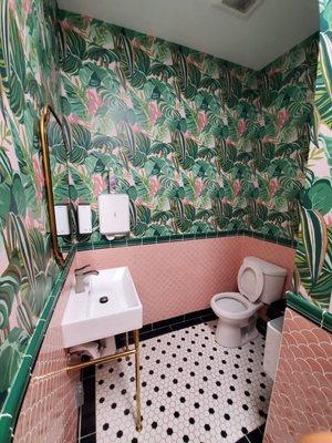 Cool bathroom!