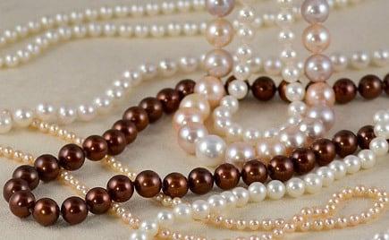 Fresh water, Tahitian and cultured pearls available here.  Also, consider Add-A-Pearl to start a pearl strand one pearl at a time for a girl