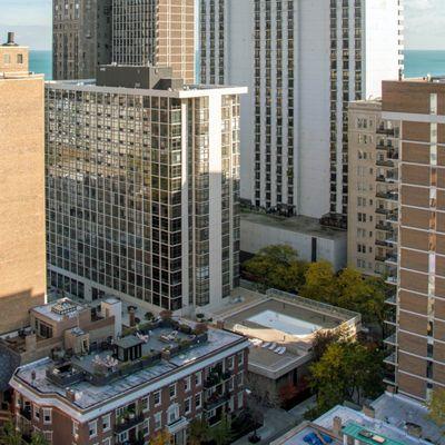 65 E Scott apartments in Chicago's Gold Coast neighborhood