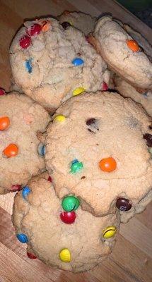 Chewy M&M cookies