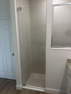 New shower door!!!