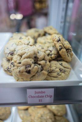 Jumbo chocolate chip cookies