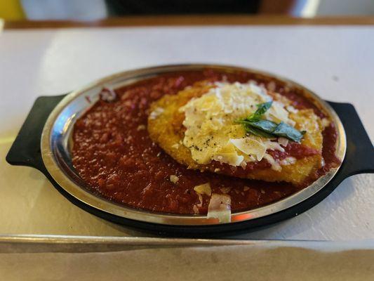 Chicken Parm was so fresh and light. You can tell everything is made from scratch. Didn't feel heavy at all.