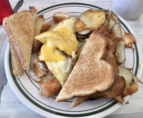 Walleye Omelette with Home Fries