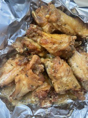 Garlic parm wings