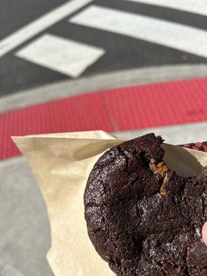 Dark chocolate dulce de leche cookie