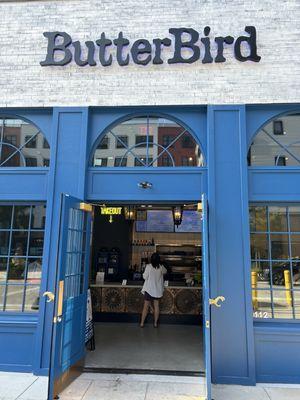 Butterbird sign