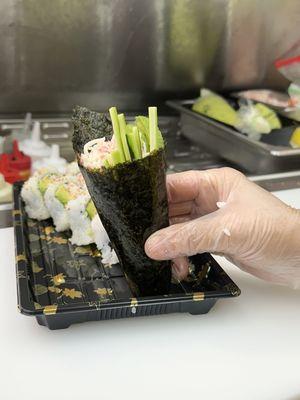 Hand roll