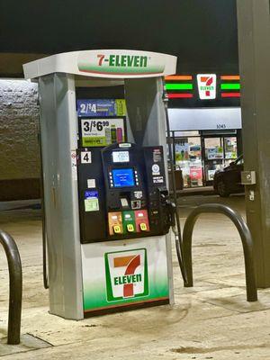 7-Eleven