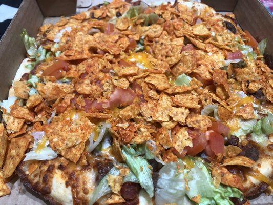 Small taco pizza