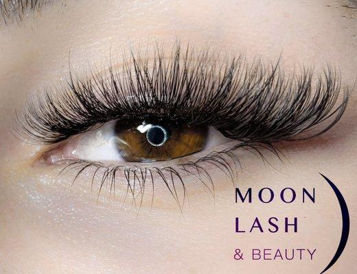 Moon Lash & Beauty- Brea