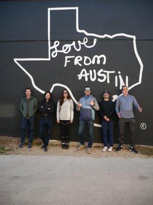 Drinks at 5 bars with stops between for pictures in front of 7 iconic murals on South Congress.