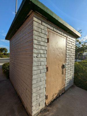 Storage shed