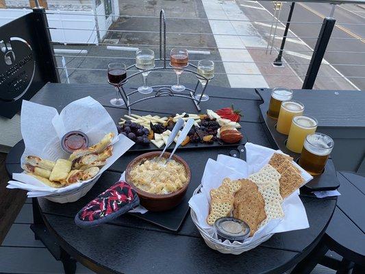 Wine Flight, Beer Flight, Garlic Cheese Pizza, White Cheddar Mac and Cheese and Personal Cheese Board