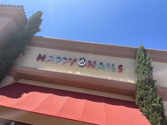 Newport Beach Fashion Island Happy Nails monument sign