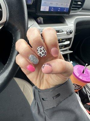 Dip nails