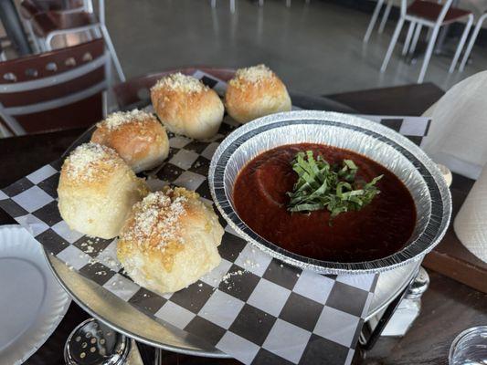 Garlic Knots