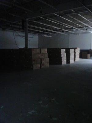 Commercial warehouse...500+ 70lb. boxes...less than two hours to unload.