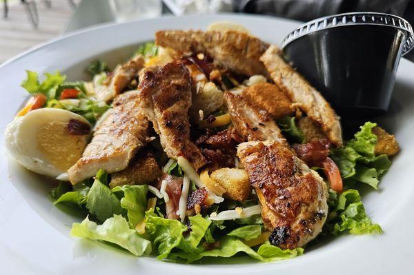 WB house salad with chicken