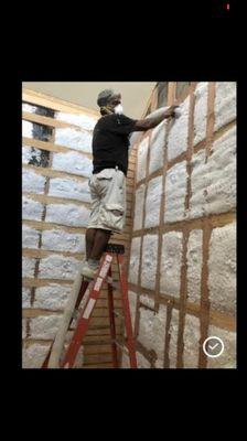 Go Green Attics Insulation 
Family Owned and Operated. Serving the entire Metroplex 
Free estimates 
Se habla Español 
817-845-2066