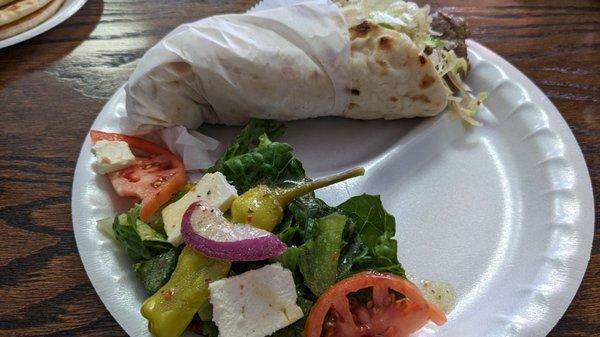 Gyro pita with the side salad