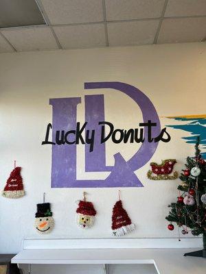 Lucky Donuts House