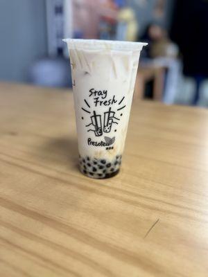 White peach milk tea w/ black pearls