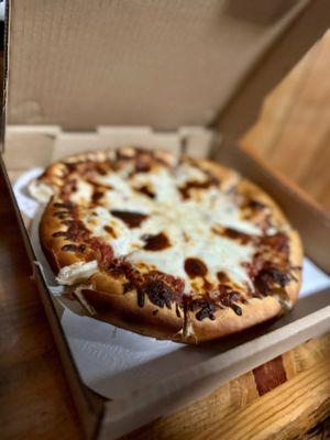 Cheese pizza