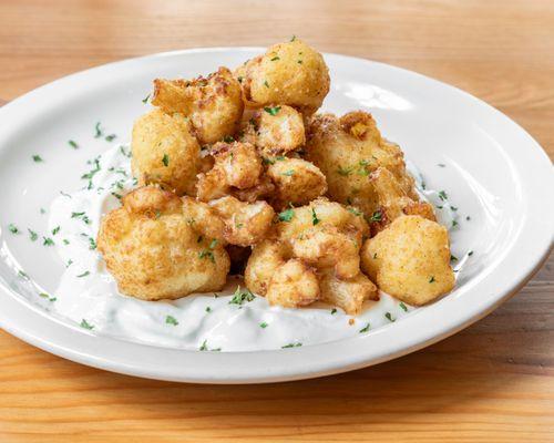 Cauliflower Tempora
With tzatziki