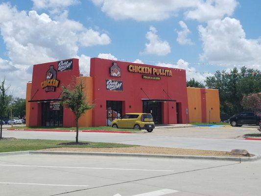 Chicken Pullita restaurant now open in the old Taco Bueno location.