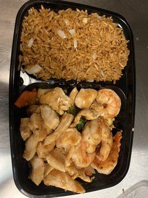 Hibachi chicken & shrimp