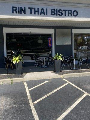 Entrance and outdoor seating