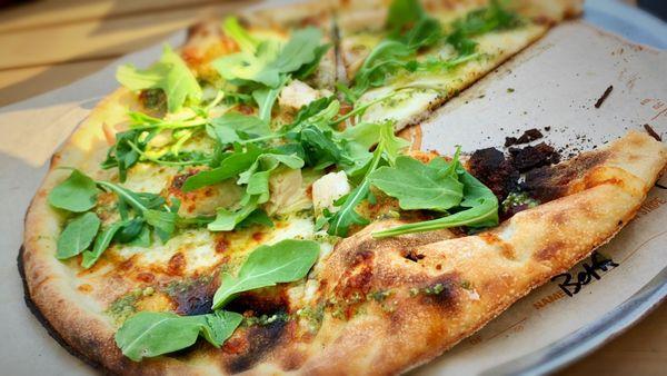 Green Stripe (11-inch)with arugula and balsamic glaze