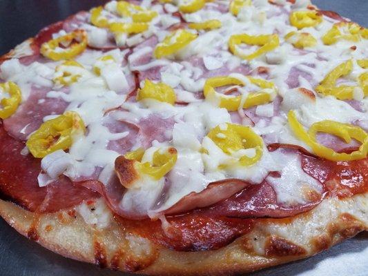 Italian Pizza with onions and banana peppers