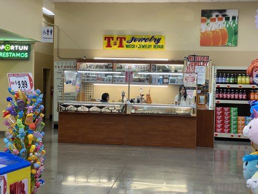 T&T Jewelry inside Superior Grocers