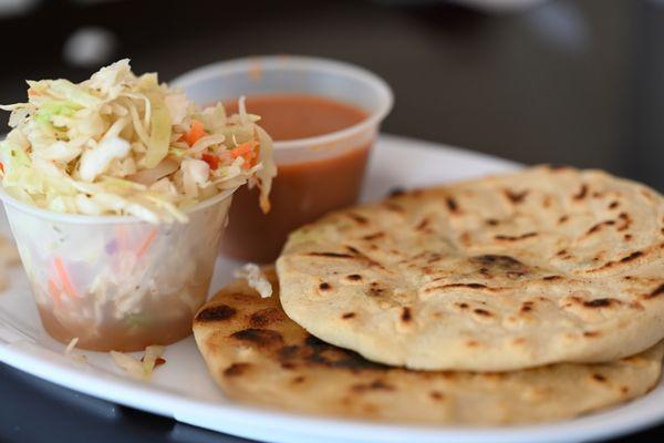 Pupusas de loroco